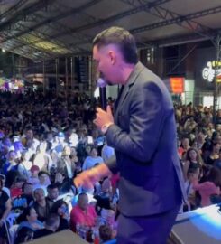 Camilo Bastidas – Cantante