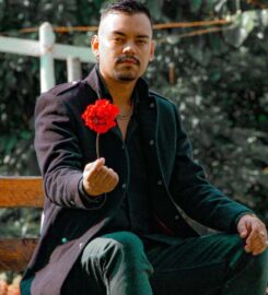 Camilo Bastidas – Cantante
